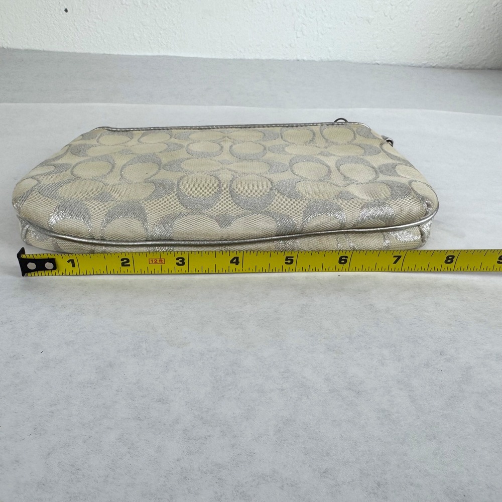 Coach Signature C Metallic Silver Cream Canvas Wristlet Clutch Bag 43521 - Picture 5 of 5